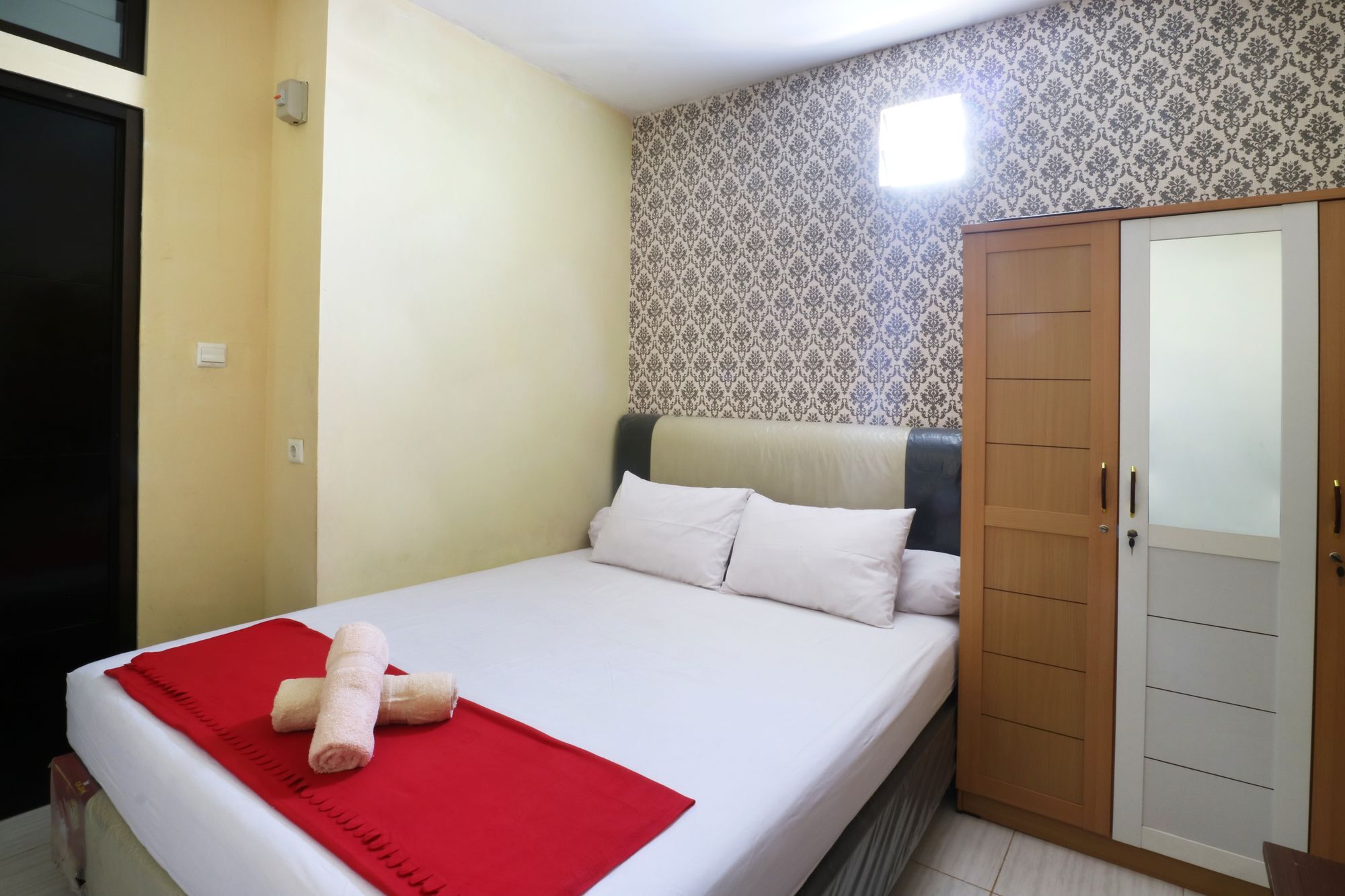Oyo 90489 Kejora Homestay Cakarta Dış mekan fotoğraf